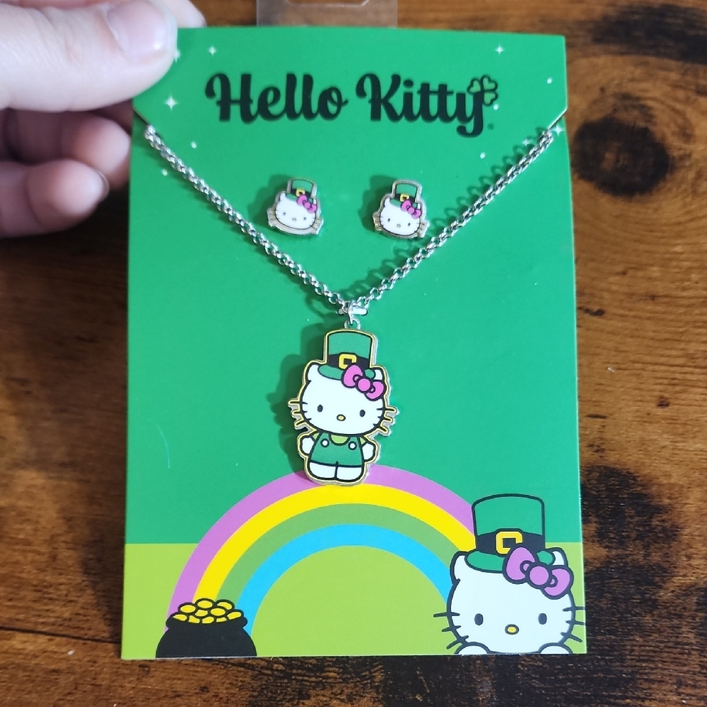Hello Kitty Kids Necklace & Earring Set - Green with Pink Bow